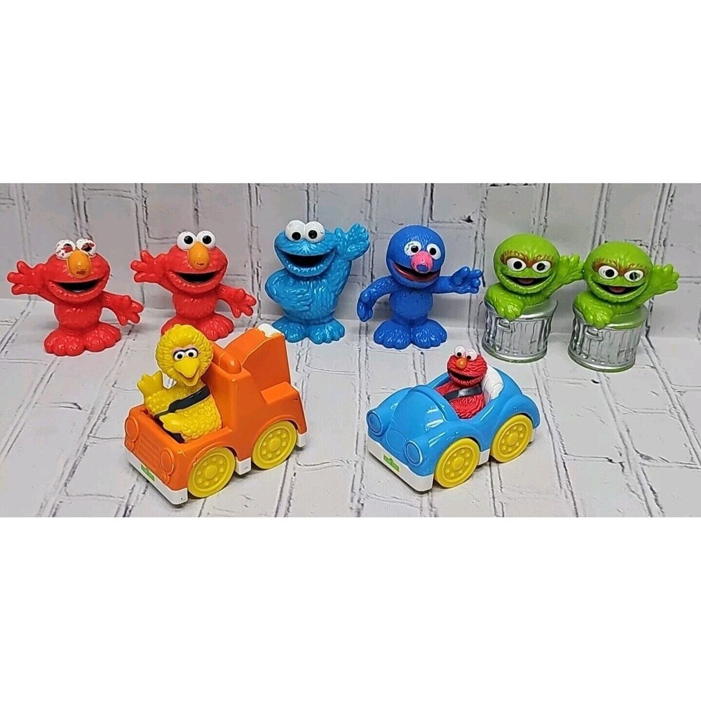 2010 - 2013 Sesame Street Workshop Lot of 8 Figures